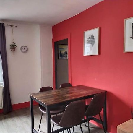 Charmant Appartement Au Calme Avec Parking Besancon Luaran gambar