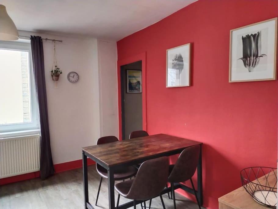 Charmant Appartement Au Calme Avec Parking Besancon Luaran gambar